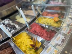 -Gelateria Dondoli
