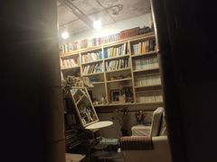 -斯多格书乡(北京大学畅春园店)
