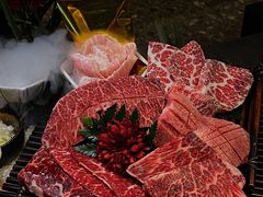 -铭牛烧肉·和牛海鲜自助(高新月牙湖店)