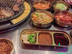 -釜山火炉·海鲜烤肉(紫藤路店)