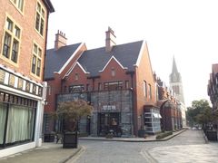 -钟书阁(松江泰晤士小镇店)