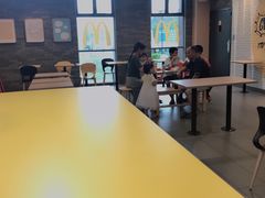 -麦当劳(石坝服务区店)