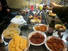 -马路牙子地桌烤肉(工体店)