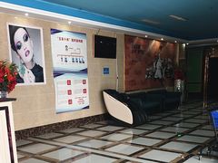 -阿里巴巴量贩KTV(海亮店)