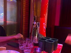 -鲨鱼美式餐厅酒吧Sharky