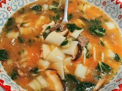 蘑菇汤面片-阿里疆Alijiang·丝路美食·异域风情·清真(长楹天街店)