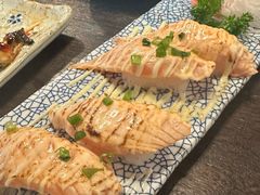 炙烤三文鱼寿司-哥哥の深夜食堂(红松东路店)