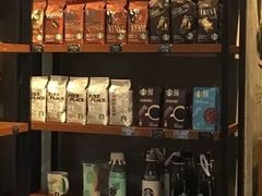 零售区-星巴克(北京复兴路店)