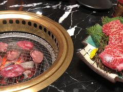 -山川小町·极番烧肉(新地假日广场店)