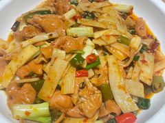 -川堂风·跷脚牛肉·乐山爆炒(宝山日月光店)