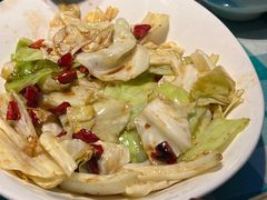手撕包菜-昱龙大盆牛蛙馆(三兴街总店)