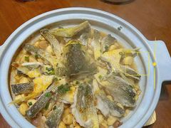 -宴小馆·小海鲜青岛菜(五四广场店)