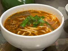 小锅米线-云海肴·汽锅鸡·云南菜(天山百盛优客店)