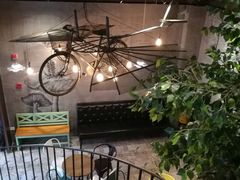 -童年小筑餐厅(申花路店)