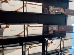 -Laderach 莱德拉(上海环贸iapm店)