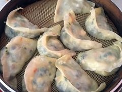 素包子-金城包子牛肉灌汤包(台东四路店)