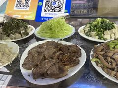-赵氏牛肉罩火烧