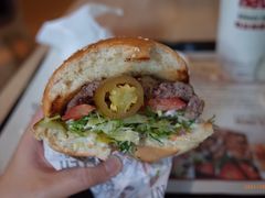 -The Habit Burger Grill 哈比特汉堡(复兴soho店)