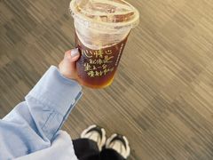 -星巴克(上海长宁来福士1F店)
