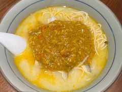 -蟹黄鱼·海派深夜面馆(巨鹿路店)