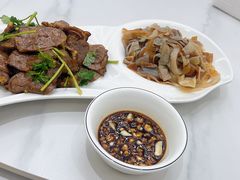 -阿静美食