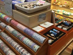 -猫的天空之城概念书店(印象城购物中心店)