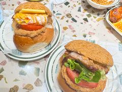 猪扒猪仔包-华嫂冰室(尖沙咀店)