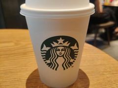 -星巴克(杭州临平银泰城B1店)