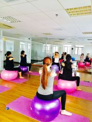 -爱尔乐美孕产瑜伽·普拉提