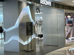 -迪桑特DESCENTE(北京三里屯BLANC店)