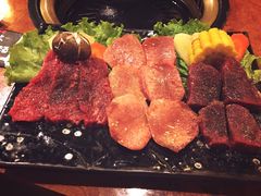 -炼火烤肉店