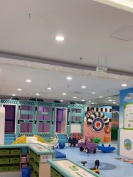 -孩子王童乐园(唐山万达广场店)