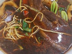 大肉-一家人面馆(三条巷店)