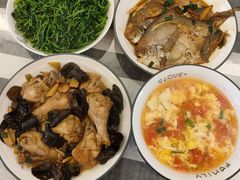 -爱的果实月嫂育婴师(世纪东方店)