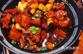 Jinxian Zhanggong Town Braised Pork and Spare Ribs