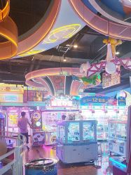 -卡通尼乐园(荟聚中心店)