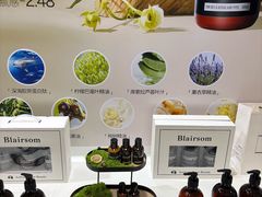 -上海跨国采购会展中心