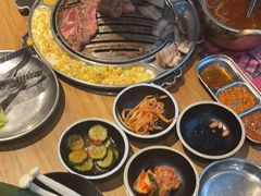 -青瓦炭韩潮烤肉(花园道店)