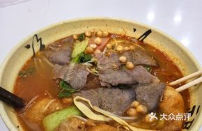 Signature Pot Beef Noodles