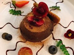 烤巧克力熔岩流心蛋糕-Mark&Mars Restaurant