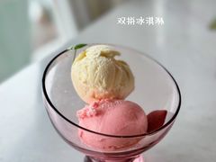 双色冰淇淋球-IL Forno 意坊·意大利餐厅(温州万象城店)