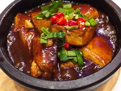 石锅焖豆腐-滇越乘象云南餐厅(豆各庄店)