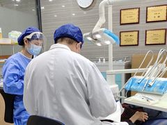 -上海仁爱医院口腔科 · 种植