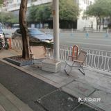 只需要一句“要不要喝杯咖啡”情绪便能得到安顿