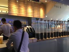 门面-喜茶(上海正大广场店)