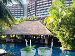 -三亚湾海居铂尔曼度假酒店