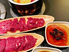 -钱小奴海鲜自助黑金店(杭州滨江龙湖店)
