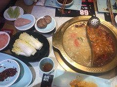 -麻辣英雄重庆火锅(二城广场店)