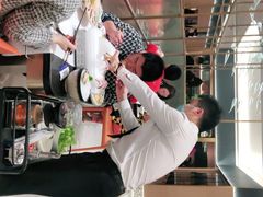 -红鼎豆捞·非遗鲍皇汤火锅(宝丰路店)