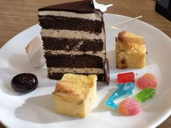 -怡咖啡海鲜自助餐厅(浦东香格里拉店)